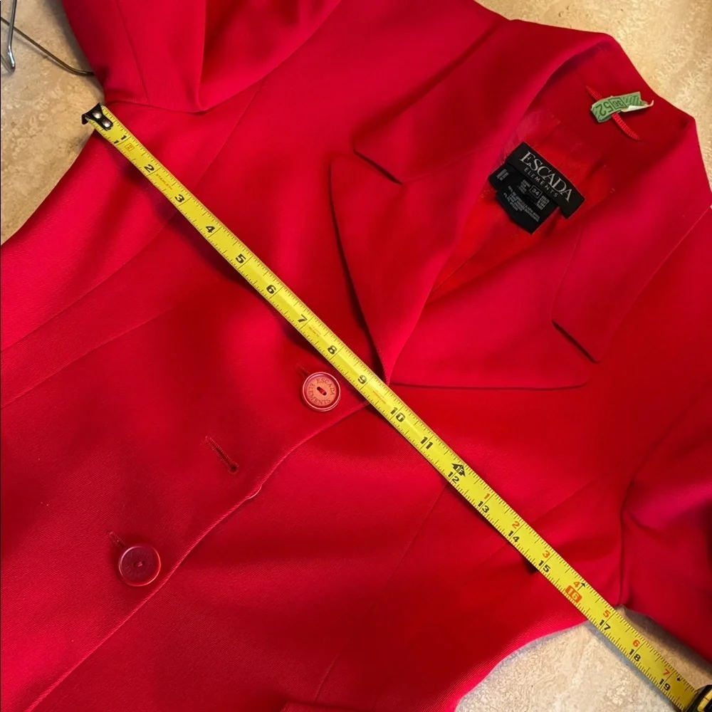 Escada Blazer, women's 34, red Classic, Tailored, Virgin Wool, Flap Pockets EUC